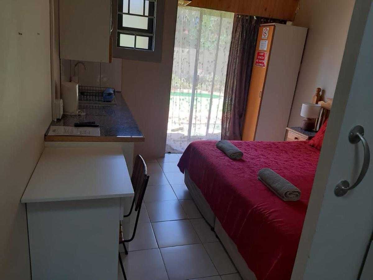 Chariots Guest House Polokwane Eksteriør bilde